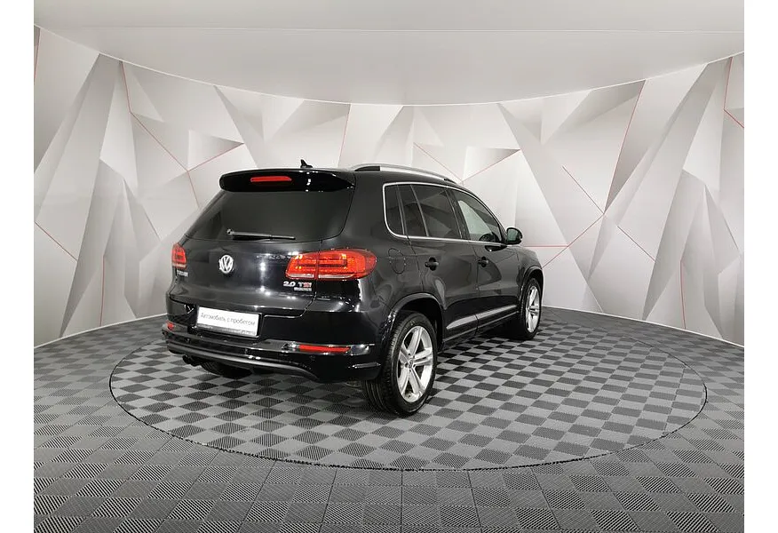 АВИЛОН - Volkswagen Tiguan 380 TSI 2.0 DSG 4WD (220 л.с.) R-Line Черный - slide 7