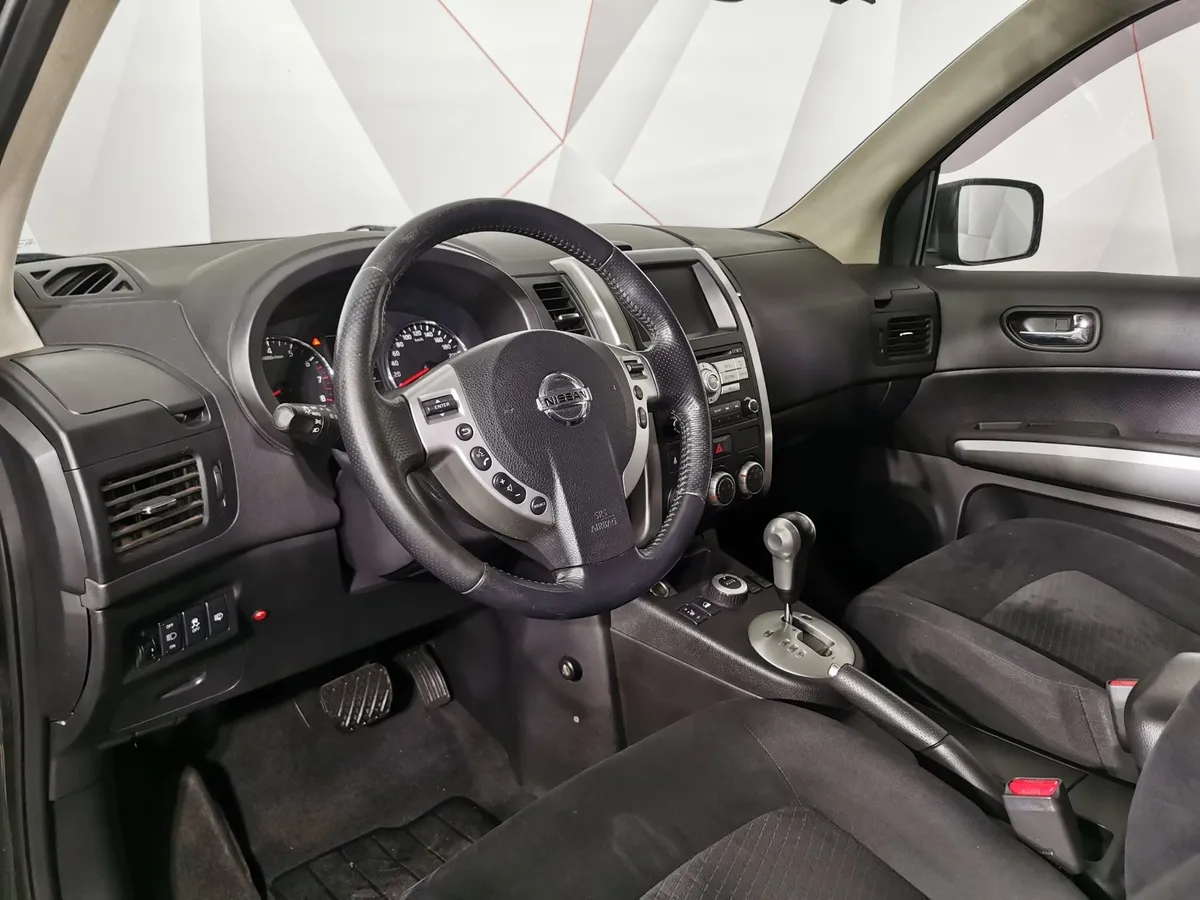 Nissan X-Trail 2.5 CVT AWD (171 л.с.) LE Top Черный в АВИЛОН. Слайд №18