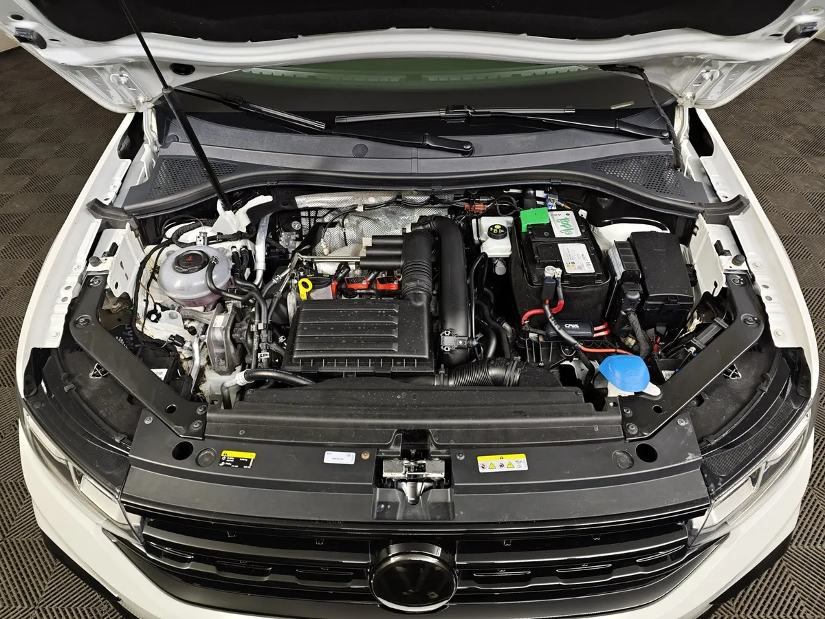Volkswagen Tiguan 1.4 TSI BlueMotion DSG (150 л.с.) Белый в АВИЛОН. Слайд №11