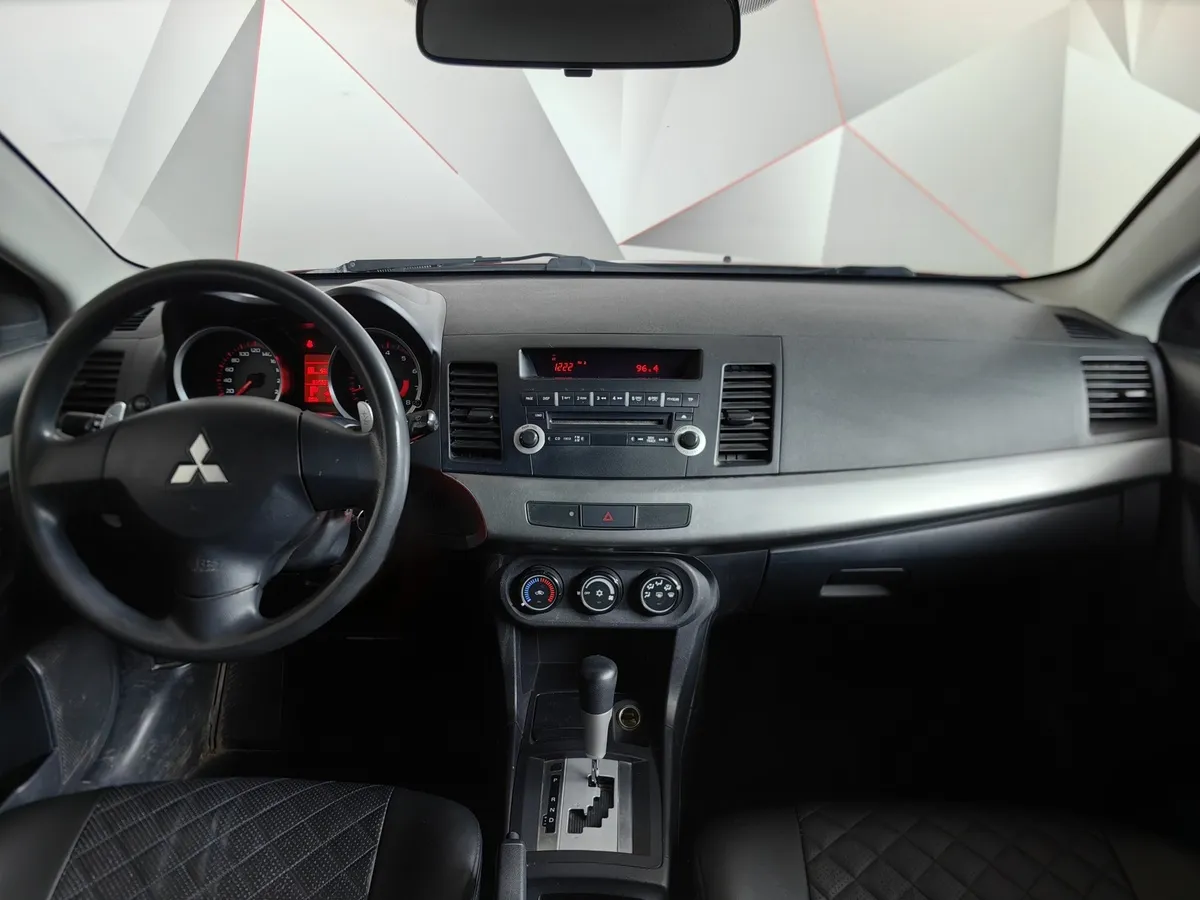 Mitsubishi Lancer 2.0 CVT 4WD (150 л.с.) Красный в АВИЛОН. Слайд №13