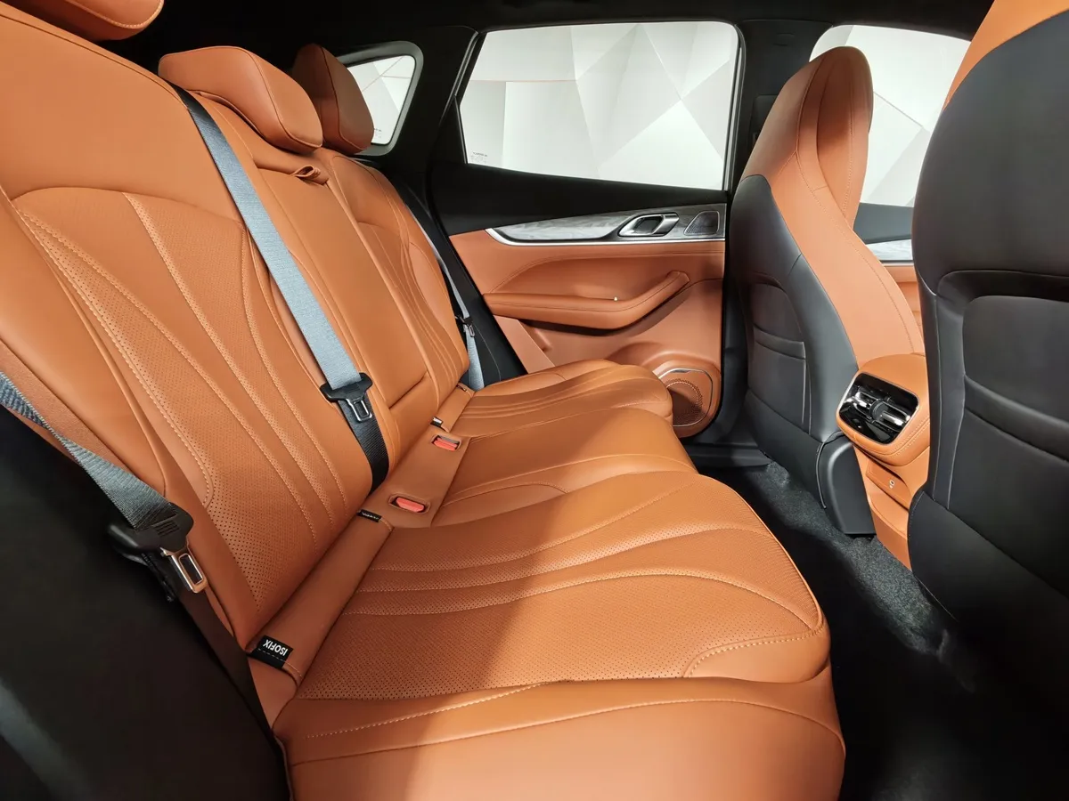 Geely Galaxy M7 1.5h AT FWD (238 л.с.) Startship Белый в АВИЛОН. Слайд №16