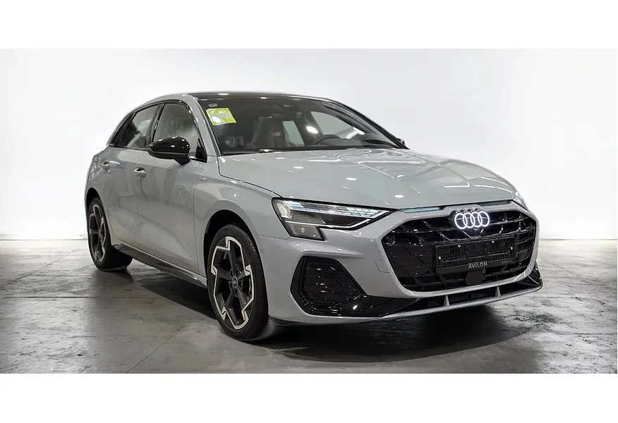 Audi A3 1.5 TFSI AMT (160 л.с.) Серый в АВИЛОН. Слайд №2