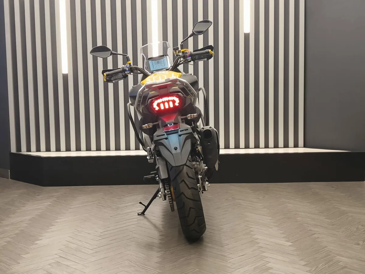 QJMOTOR SVT 650 645 см³ (76 л.с.) (76) 645 Белый в АВИЛОН. Слайд №5