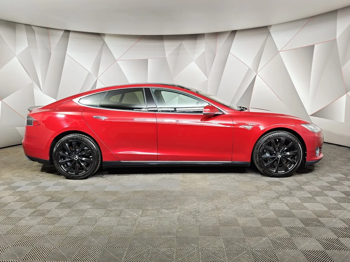 Tesla Model S 85 Performance (421 л.с.) Красный в АВИЛОН. Слайд №6