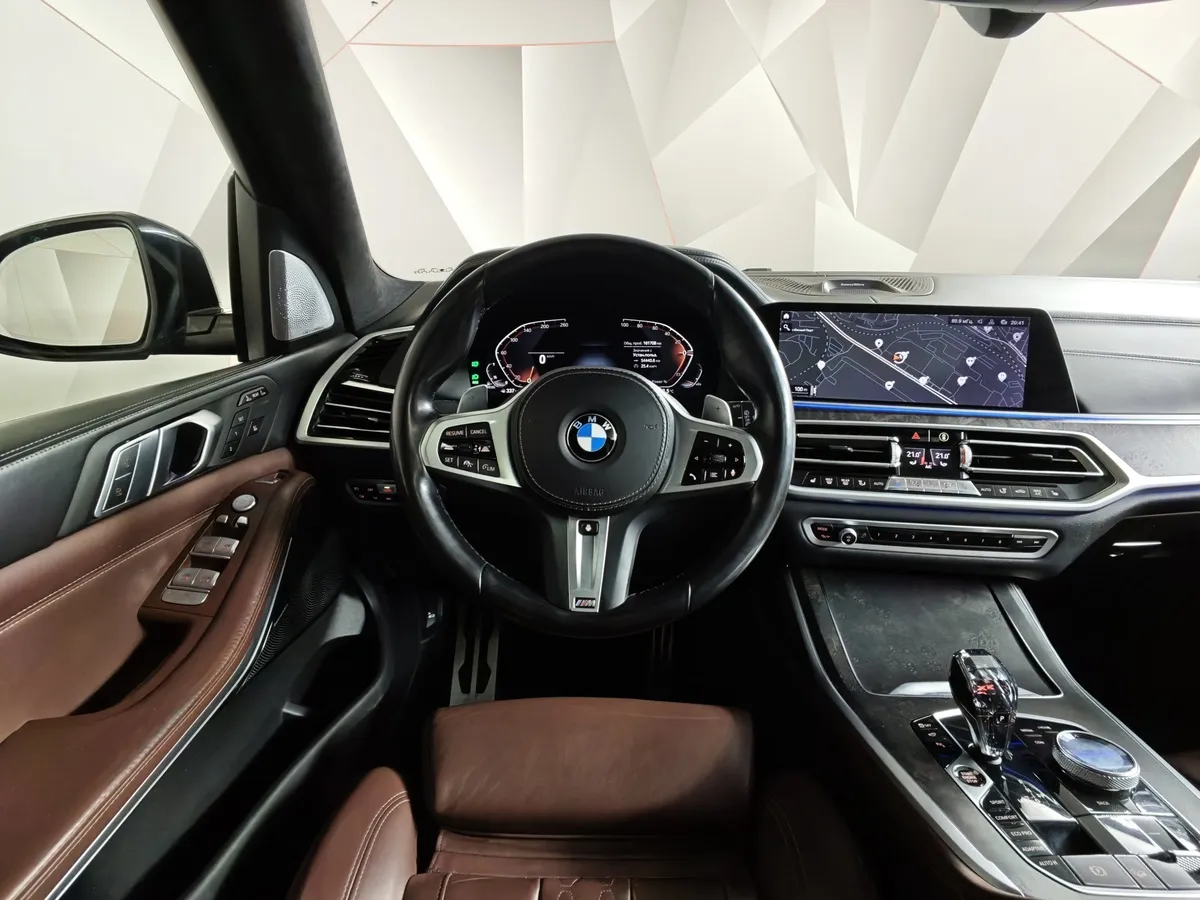 BMW X7 xDrive40d Steptronic (340 л.с.) Базовая (Локальная сборка) Черный в АВИЛОН. Слайд №15