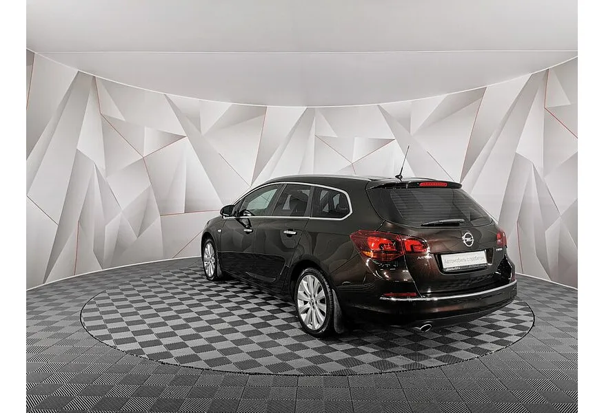 Opel Astra 1.4 Turbo AT (140 л.с.) Коричневый в АВИЛОН. Слайд №4