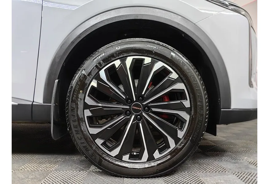 EXEED RX 2.0T DCT 4WD (249 л.с.) Platinum Серый в АВИЛОН. Слайд №9