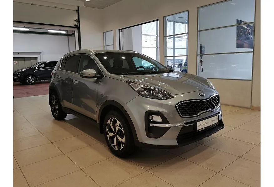 Kia Sportage 2.0 MPI AT 4WD (150 л.с.) Luxe Серый в АВИЛОН. Слайд №3