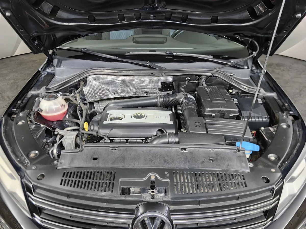 Volkswagen Tiguan 2.0 TSI 4Motion AT (170 л.с.) Sport&Style Серый в АВИЛОН. Слайд №11