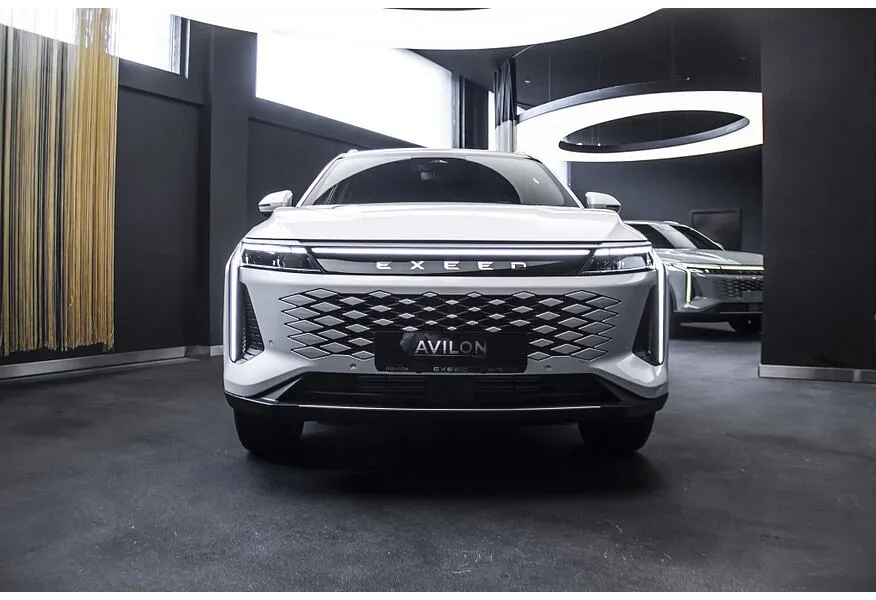 EXEED RX 2.0T DCT 4WD (197 л.с.) Urban Белый в АВИЛОН. Слайд №3