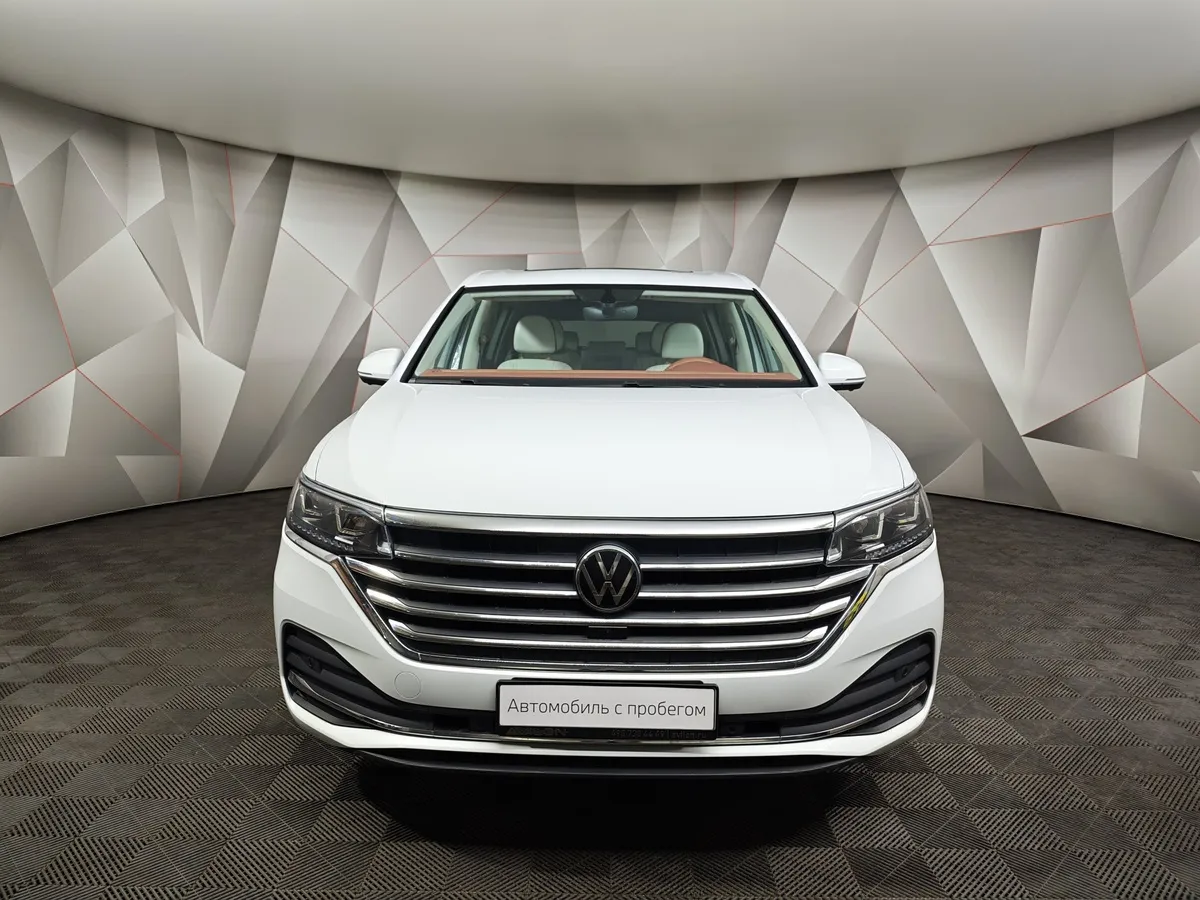Volkswagen Viloran 380 TSI 2.0 AMT (220 л.с.) Premium Edition Белый в АВИЛОН. Слайд №7