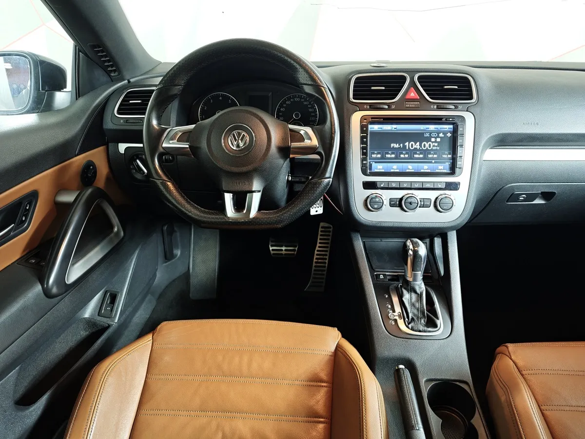 Volkswagen Scirocco 2.0 TSI DSG (210 л.с.) Черный в АВИЛОН. Слайд №16