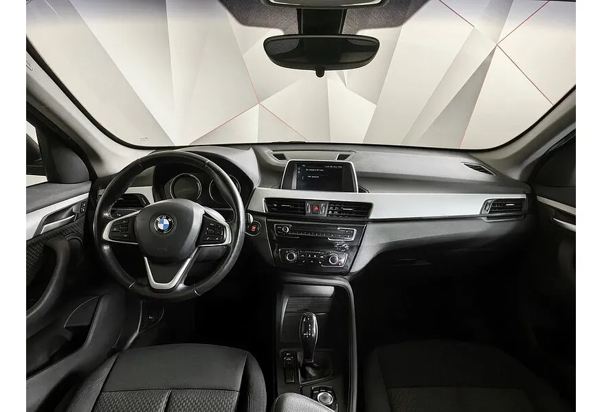 BMW X1 18i sDrive AT (136 л.с.) Белый в АВИЛОН. Слайд №10
