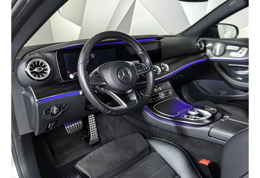 Mercedes-Benz E-Класс E 200 4MATIC 9G-TRONIC (184 л.с.) Sport Plus Серебристый в АВИЛОН. Слайд №19