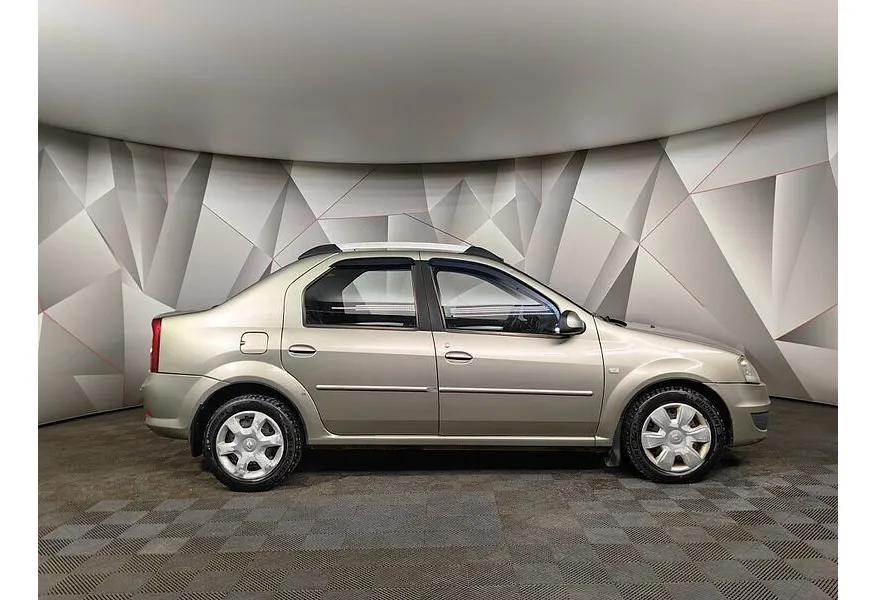 Renault Logan 1.6 MT (102 л.с.) Бежевый в АВИЛОН. Слайд №6