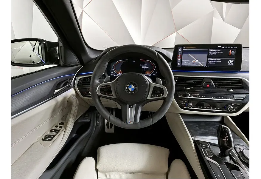 BMW 5 серия 520d xDrive Steptronic (190 л.с.) Base (Локальная сборка) Черный в АВИЛОН. Слайд №15