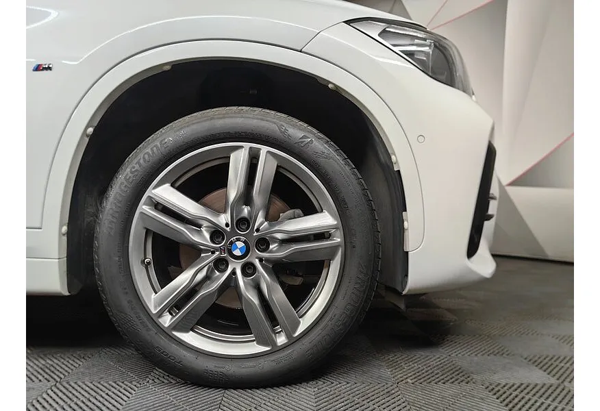 BMW X1 18d xDrive AT (150 л.с.) Белый в АВИЛОН. Слайд №15