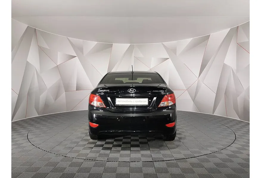 Hyundai Solaris 1.6 AT (123 л.с.) Optima Черный в АВИЛОН. Слайд №8 Hyundai Solaris 1.6 AT (123 л.с.) Optima Черный в АВИЛОН. Слайд №8