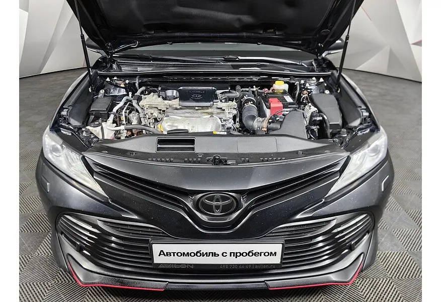 Toyota Camry 2.5 AT (181 л.с.) Черный в АВИЛОН. Слайд №19