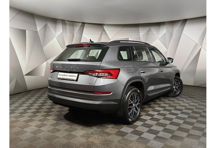 АВИЛОН - Skoda Kodiaq 2.0 TSI DSG 4X4 (180 л.с.) Серый - slide 7