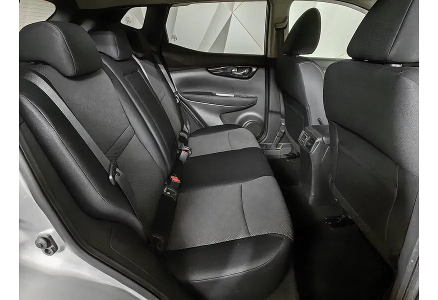 Nissan Qashqai 2.0 CVT AWD (144 л.с.) Серебристый в АВИЛОН. Слайд №13