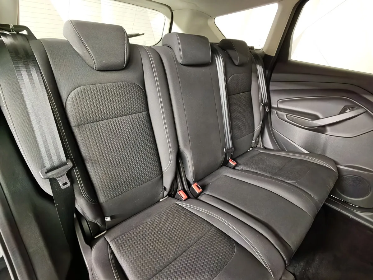 Ford Kuga 2.5 AT (150 л.с.) Trend Черный в АВИЛОН. Слайд №16