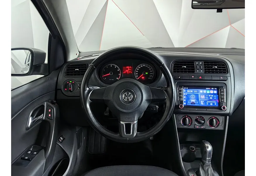 Volkswagen Polo 1.6 Tiptronic (105 л.с.) Comfortline Серебристый в АВИЛОН. Слайд №19