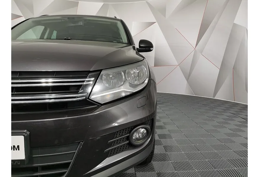 АВИЛОН - Volkswagen Tiguan 1.4 TSI BlueMotion DSG (150 л.с.) Avenue Серый - slide 0