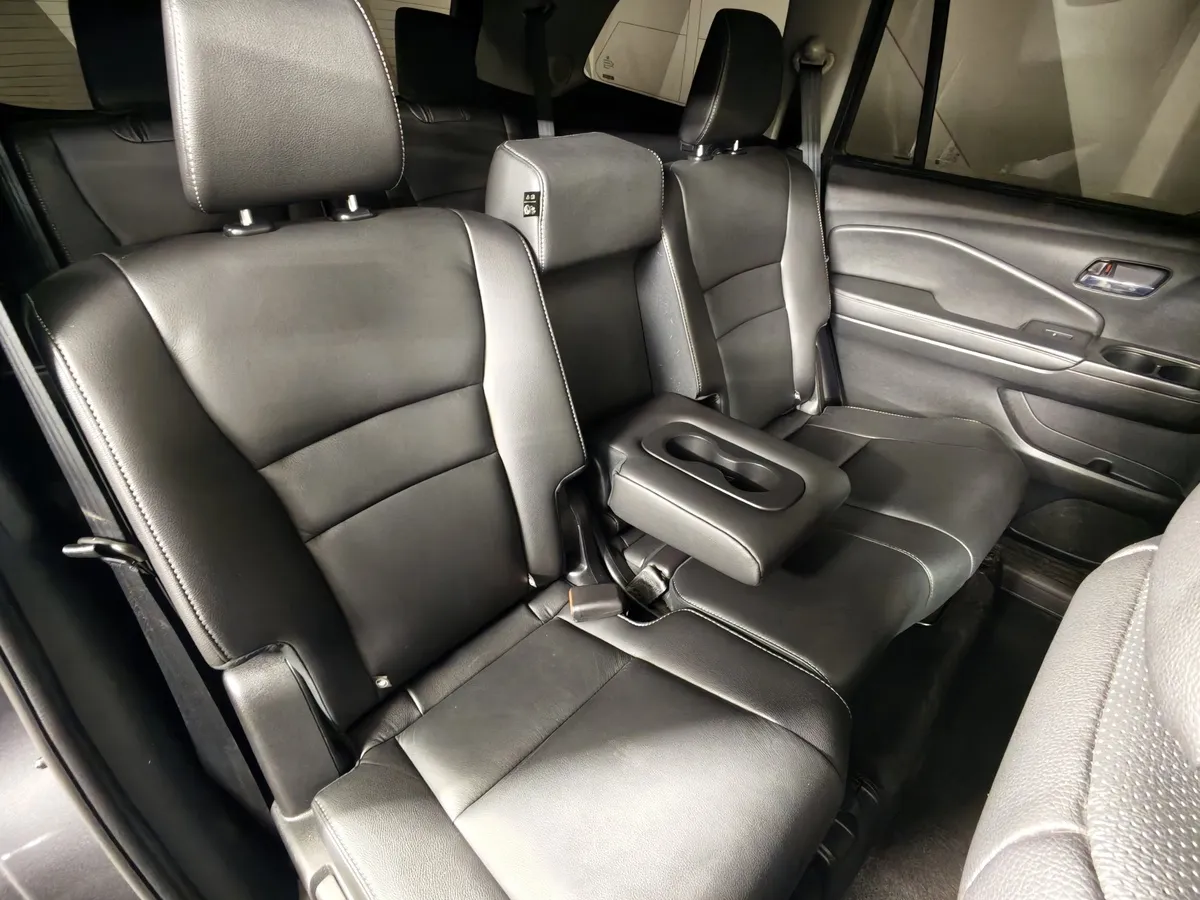 Honda Pilot 3.0 V6 AT (249 л.с.) Серый в АВИЛОН. Слайд №16