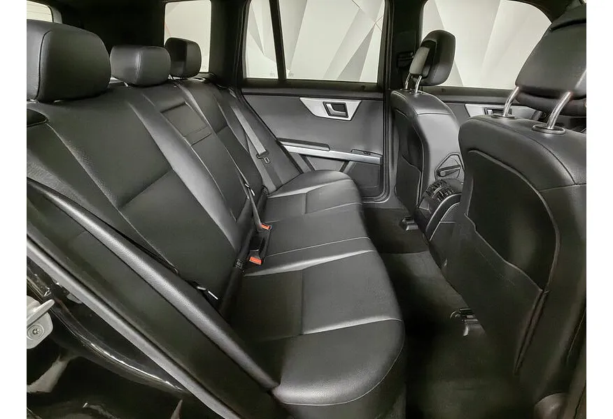 Mercedes-Benz GLK GLK 300 7G-Tronic 4MATIC (231 л.с.) Черный в АВИЛОН. Слайд №15