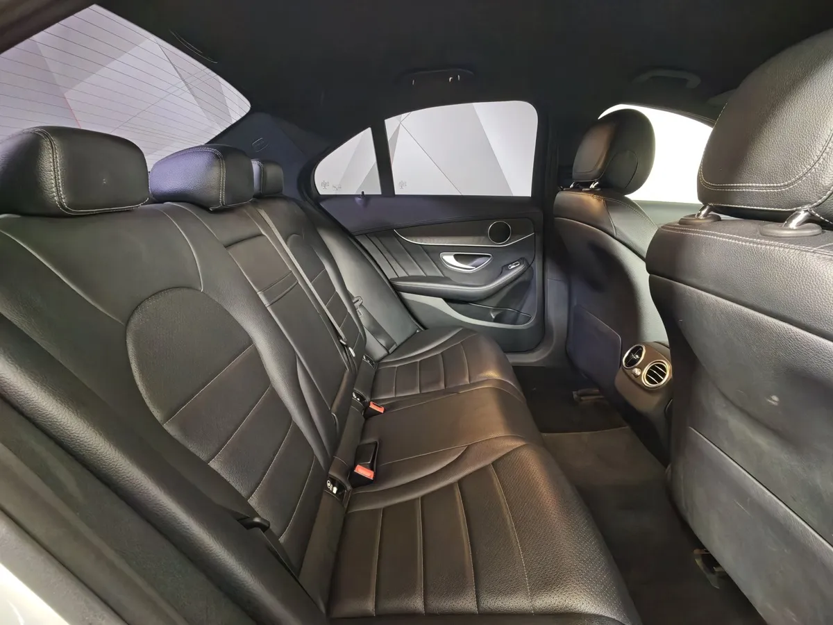 Mercedes-Benz C-Класс C 180 9G-Tronic (150 л.с.) Белый в АВИЛОН. Слайд №16
