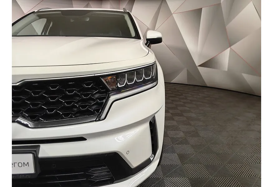 АВИЛОН - Kia Sorento 2.5 MPI 4WD AT (180 л.с.) Luxe Белый - slide 16