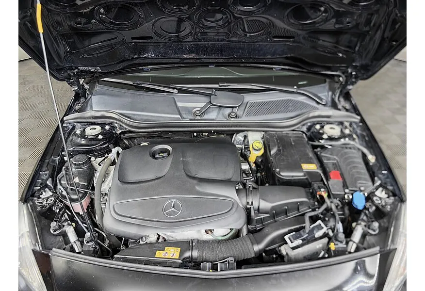 Mercedes-Benz A-Класс A 180 7G-DCT (122 л.с.) Особая серия Черный в АВИЛОН. Слайд №11