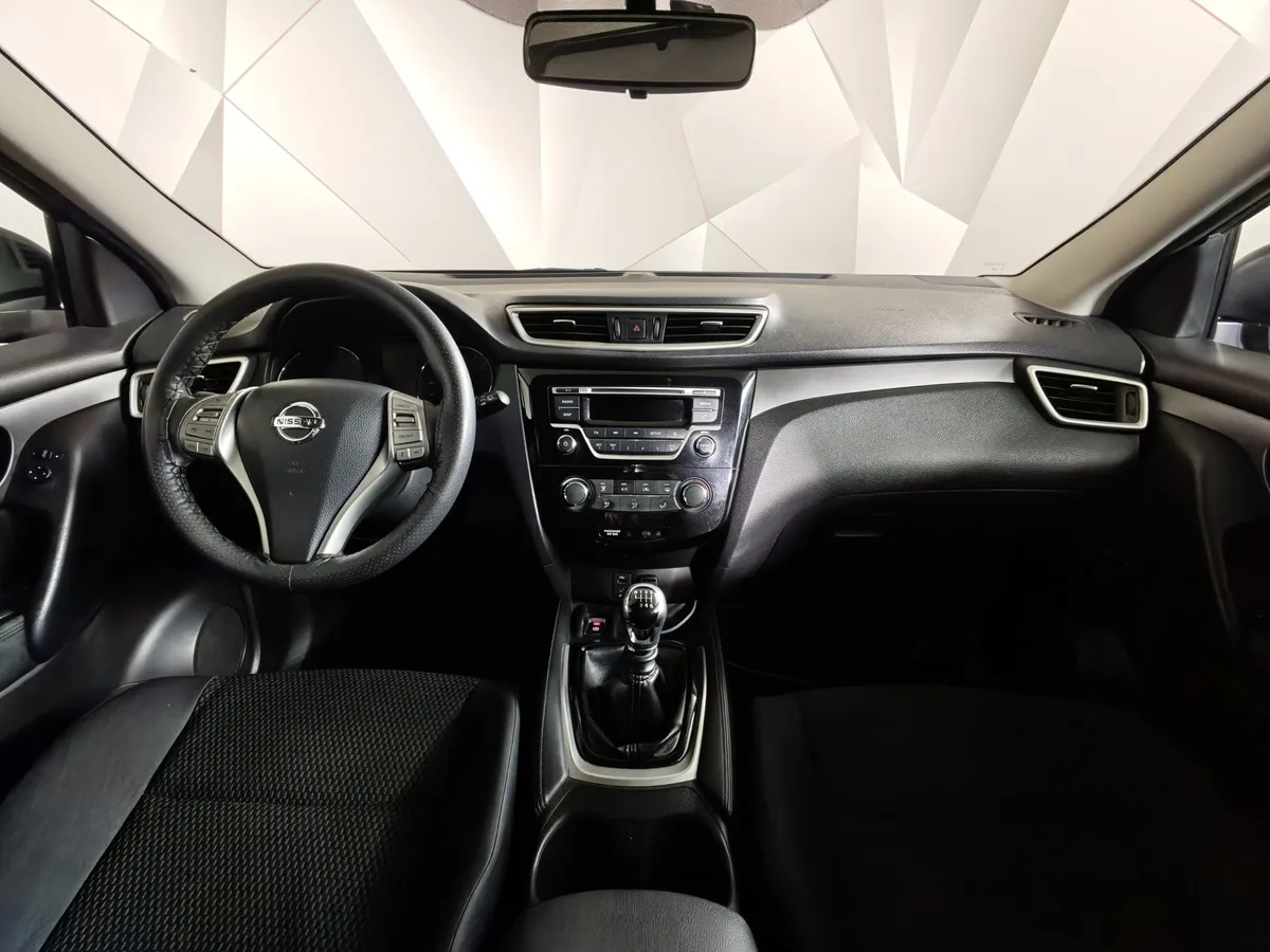 Nissan Qashqai 2.0 MT (144 л.с.) Черный в АВИЛОН. Слайд №13