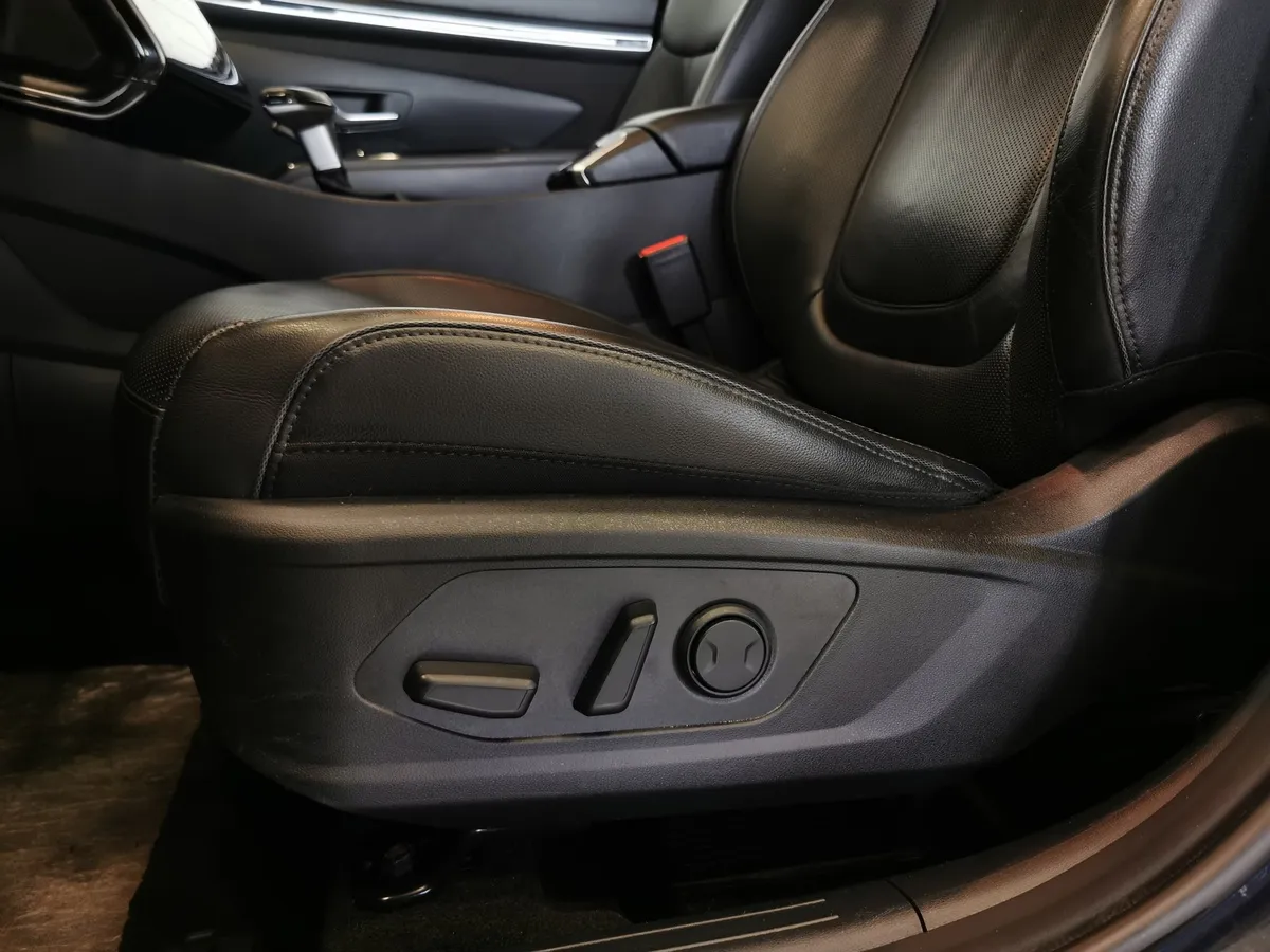 Hyundai Tucson 2.0 (150 л.с.) MPi-6MT-4WD Comfort Синий в АВИЛОН. Слайд №19