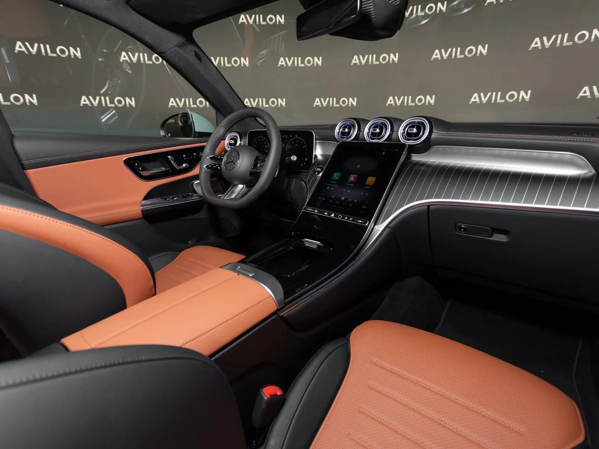 Mercedes-Benz GLC 300 4MATIC 9G-TRONIC (258 л.с.) Серый в АВИЛОН. Слайд №10
