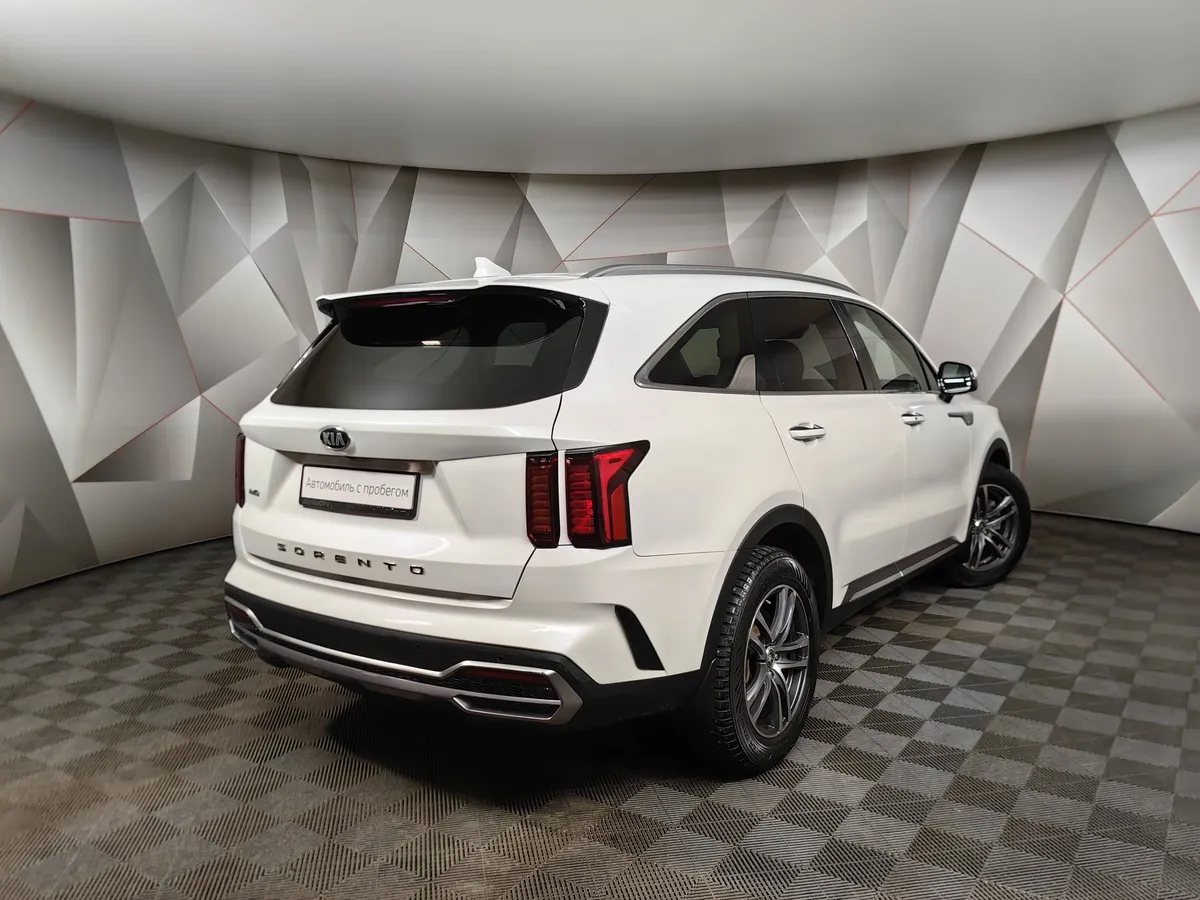 Kia Sorento 2.5 MPI 4WD AT (180 л.с.) Luxe Белый в АВИЛОН. Слайд №2