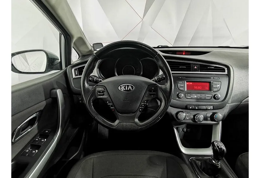 АВИЛОН - Kia Ceed 1.6 AT (130 л.с.) Classic Серебристый - slide 12