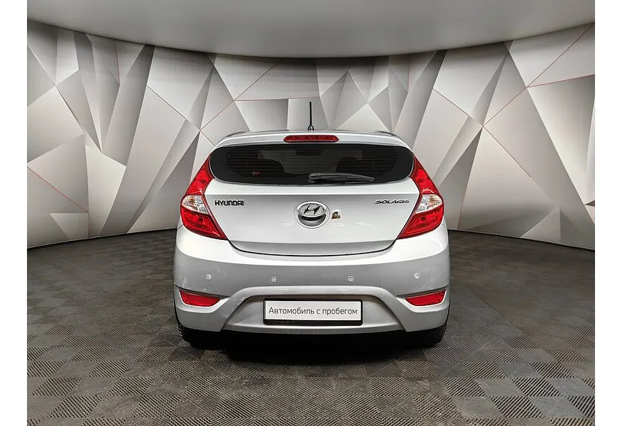 Hyundai Solaris 1.4 AT (107 л.с.) Style Серебристый в АВИЛОН. Слайд №8