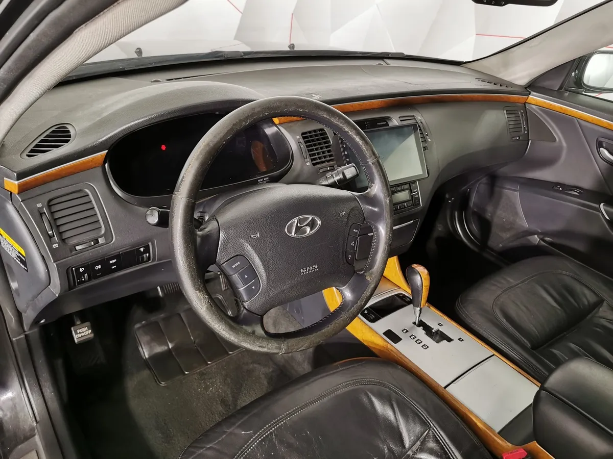 Hyundai Grandeur 2.7 AT (192 л.с.) Черный в АВИЛОН. Слайд №18