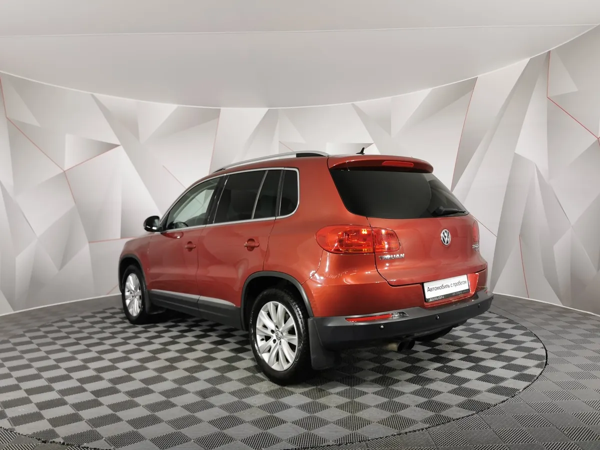 Volkswagen Tiguan 2.0 TSI 4Motion AT (170 л.с.) Trend & Fun Красный в АВИЛОН. Слайд №4