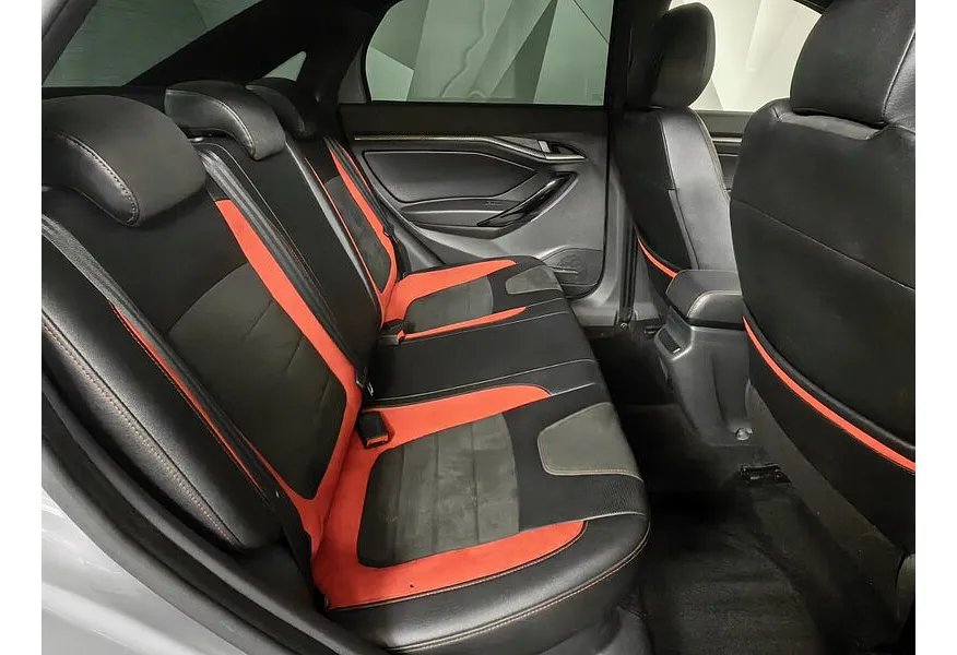 LIVE. Слайд №12