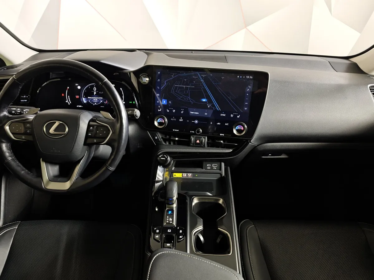 Lexus NX 2.5 AT AWD (200 л.с.) Luxury Черный в АВИЛОН. Слайд №15