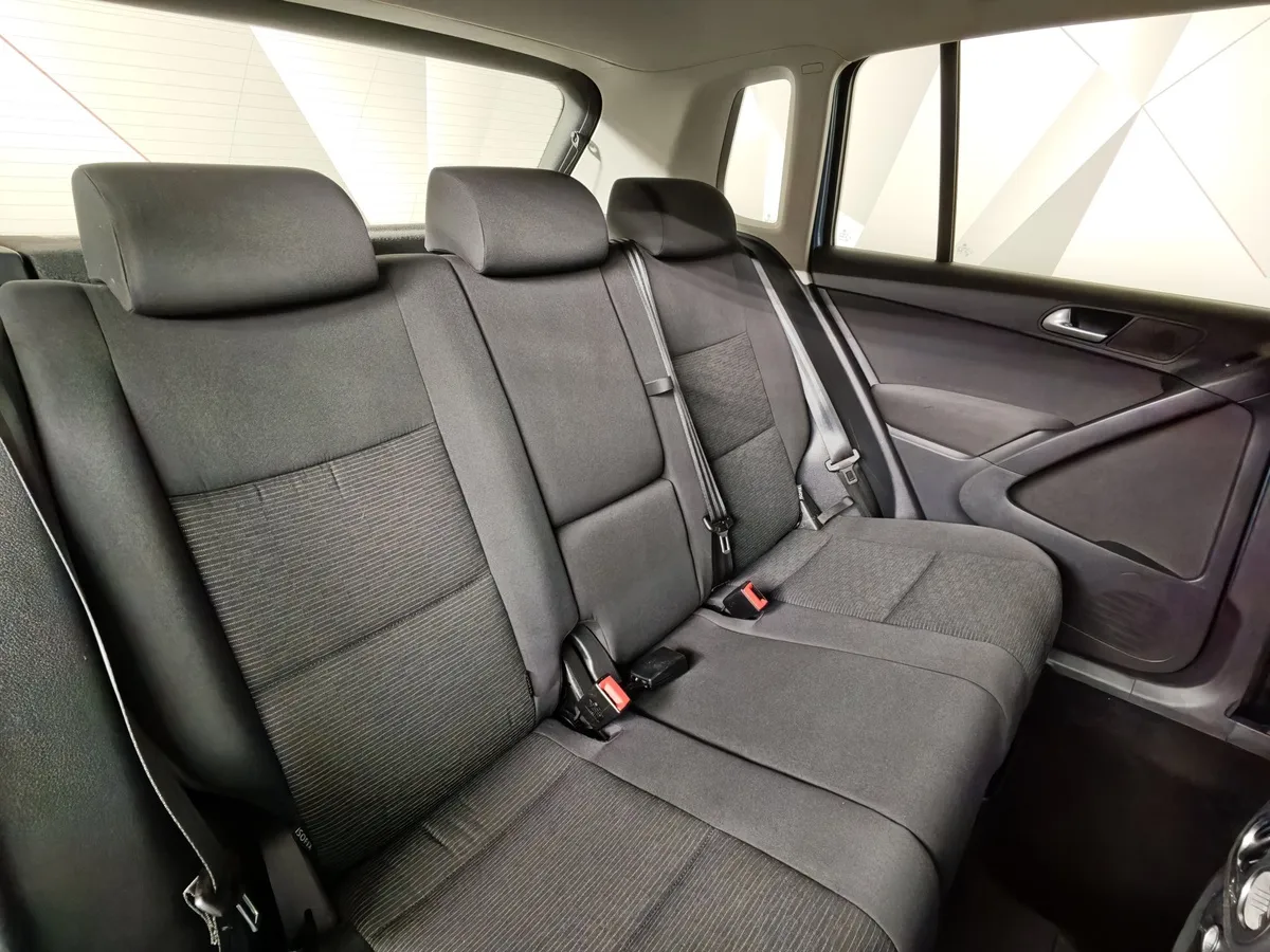 Volkswagen Tiguan 2.0 TSI 4Motion AT (170 л.с.) Sport & Style Синий в АВИЛОН. Слайд №17