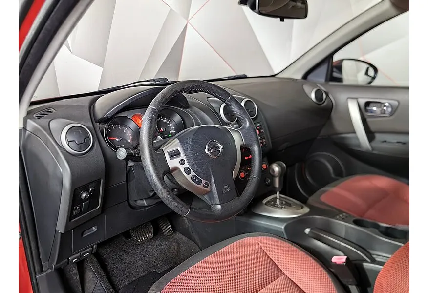 Nissan Qashqai 2.0 CVT FWD (141 л.с.) XE Красный в АВИЛОН. Слайд №17