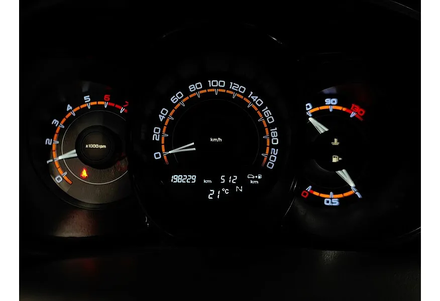 ВАЗ (Lada) Vesta 1.8 MT (122 л.с.) Черный в АВИЛОН. Слайд №17