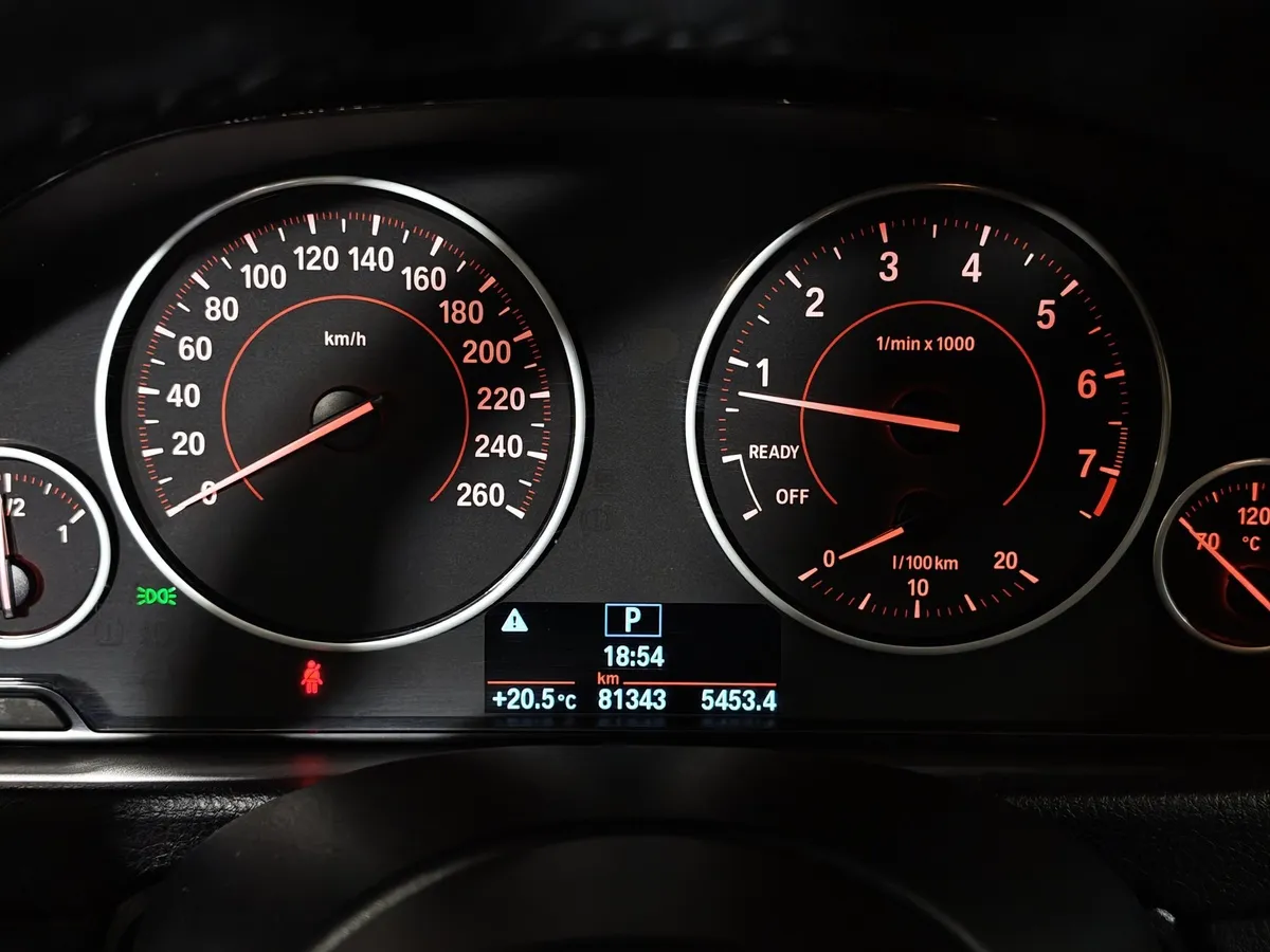 BMW 3 серия 320i AT (184 л.с.) M Sport. Локальная сборка Синий в АВИЛОН. Слайд №13