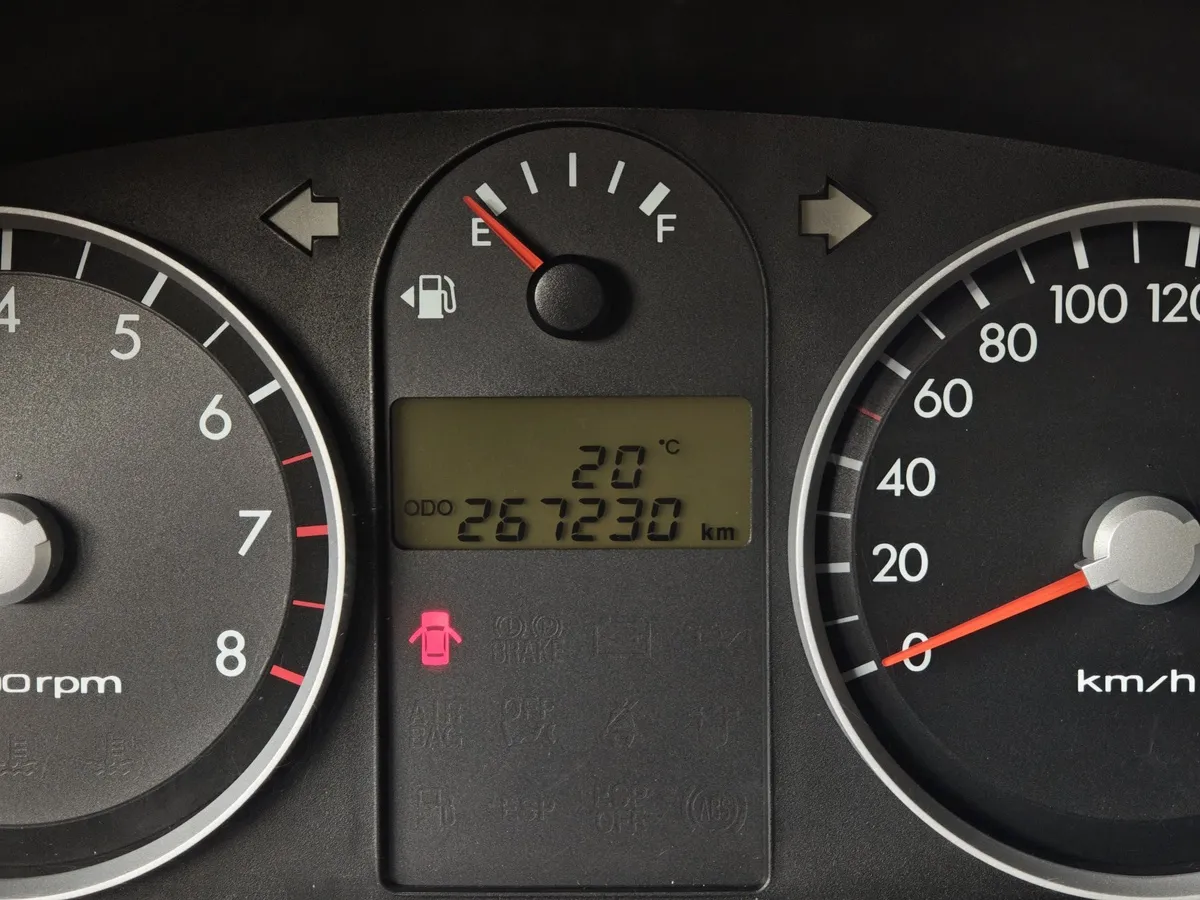 Hyundai Getz 1.6 AT (105 л.с.) Бежевый в АВИЛОН. Слайд №18