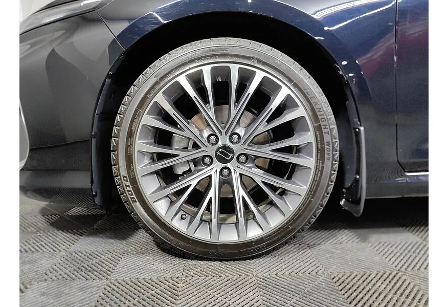 FAW Bestune B70 2.0 AT (217 л.с.) Master Черный в АВИЛОН. Слайд №9