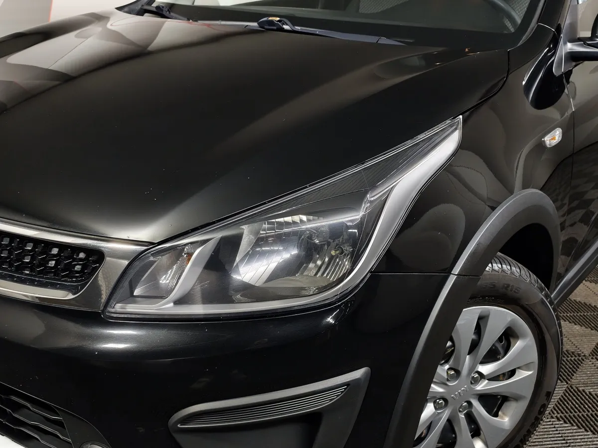 Kia Rio X-Line 1.4 AT (100 л.с.) Черный в АВИЛОН. Слайд №10